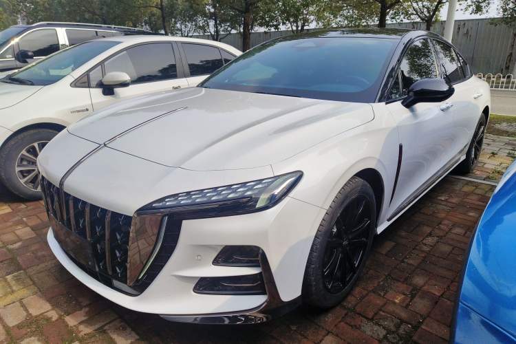 Used Hongqi H6 2023 2.0T ZhiShang Version