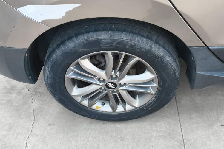 Used Hyundai ix35 2013 2.0L Automatic Two-Wheel Drive Smart GLS China IV Standard Right Rear Wheel Hub