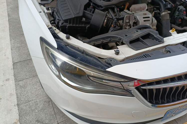 Used Buick GT 2019 15T Dual-Clutch Connected Elite Model China VI
