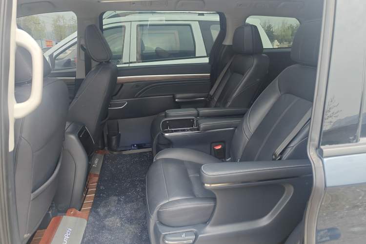 Used GAC Trumpchi M8 2021 Lingxiu Series 390T Ultimate Edition Left Rear Seat