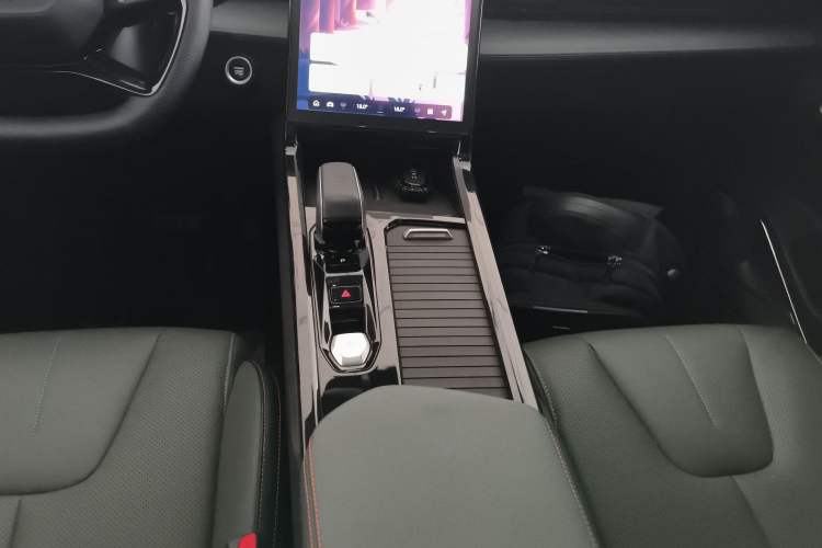 Used Geely Auto Emgrand X7 Sport 2024 1.5TD Dragon Edition