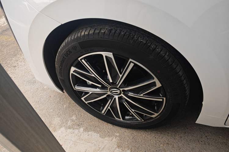 Used GAC Trumpchi E8 2024 Honor Series 2.0L Honor Edition