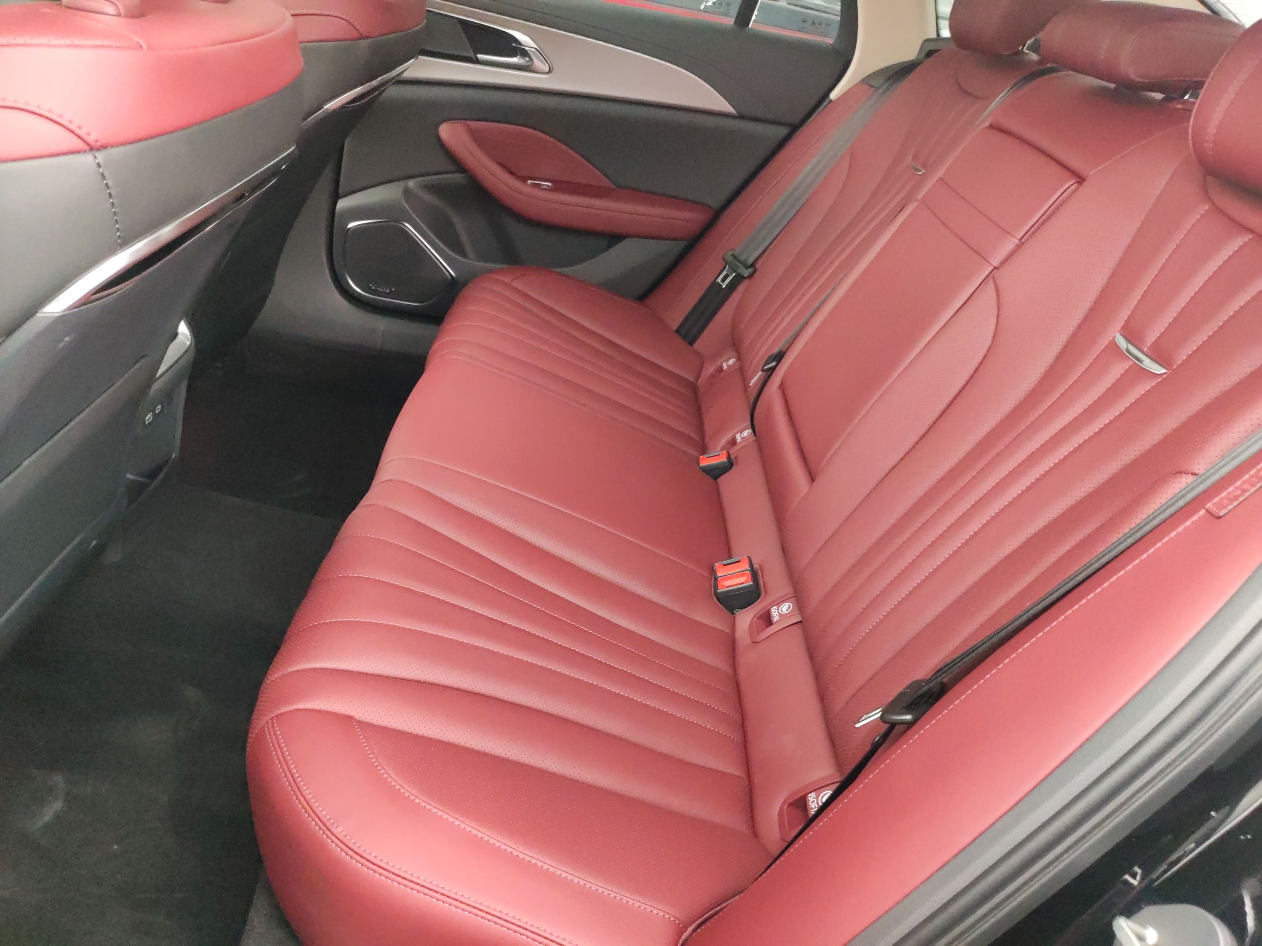 Hongqi H5 2024 2.0T Automatic Smart Connect Flagship Edition - Chinese Trim Xiang — снимка 20