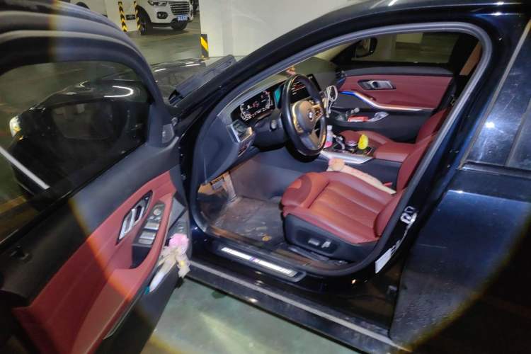 Used BMW 3 Series 2022 325Li M Sport Night Edition Package Driver Seat