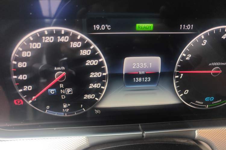 Used Mercedes-Benz E-Class 2019 E 260 Sport Edition Odometer Close Up