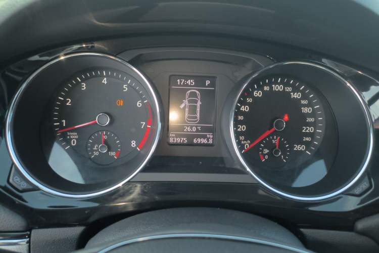 Used Volkswagen Sagitar 2018 180TSI DSG Prestige Edition Instrument Cluster