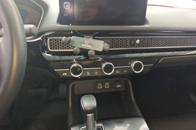 Used Honda Integra 2023 240TURBO CVT Luxury Edition Audio And AC Panel