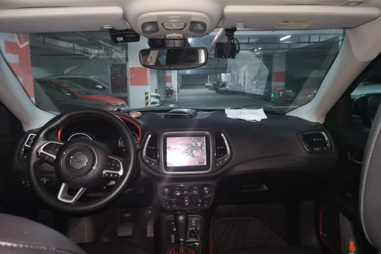 Used Jeep Compass 2017 200TS Automatic High-Performance All-Wheel Drive Edition
