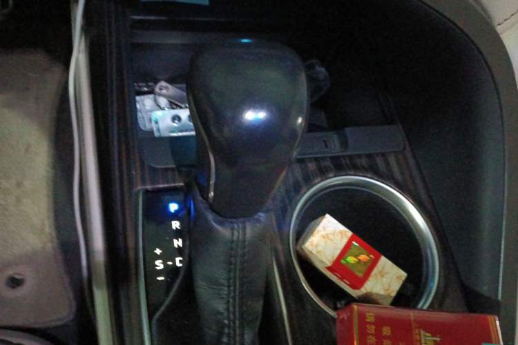 Used Toyota Camry 2018 2.5G Luxury Edition
