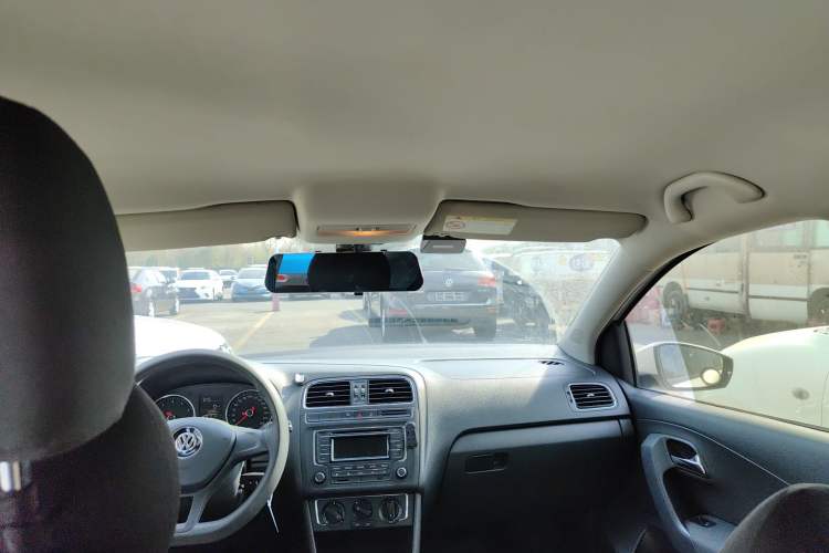 Used Volkswagen Polo 2014 1.4L Manual Comfort Edition Headliner