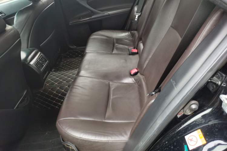 Used Toyota Reiz 2013 2.5V Elite Edition Left Rear Seat