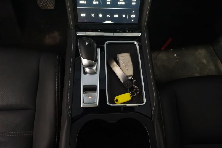 Used Venucia Star 2020 260T Automatic 48V Mild Hybrid Turbocharged Star Edition
