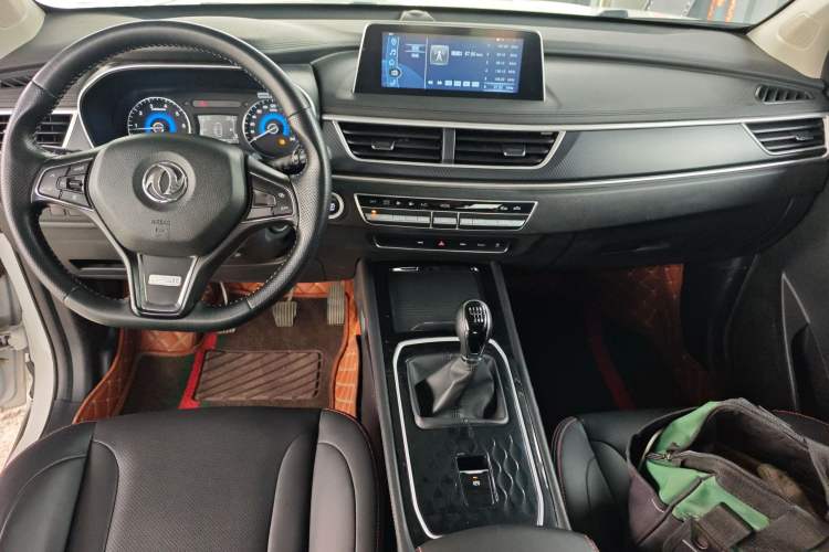 Used Dongfeng Fengon 580 2021 ☆ Star Edition 1.5T Manual Luxury Version
