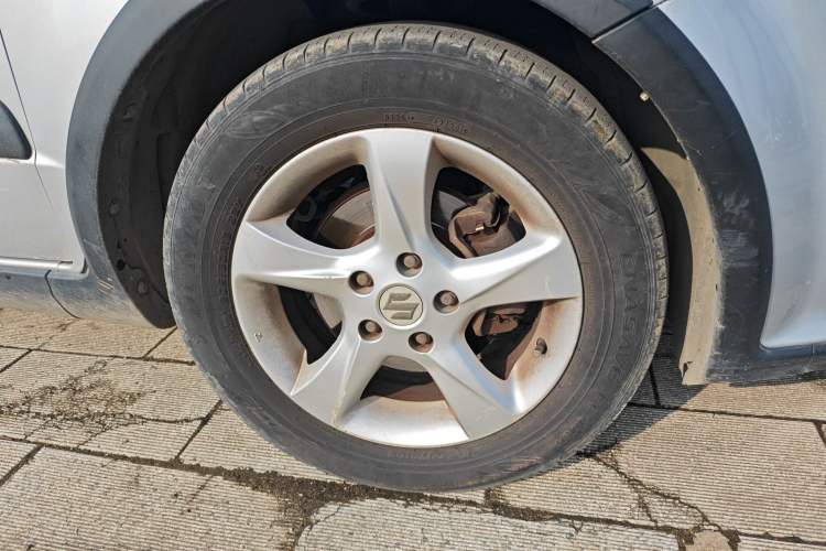 Used Suzuki SX4 2011 Revised Version 1.6L Manual Sport Edition