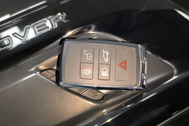 Used Land Rover Range Rover Sport 2020 3.0 L6 HSE DYNAMIC
