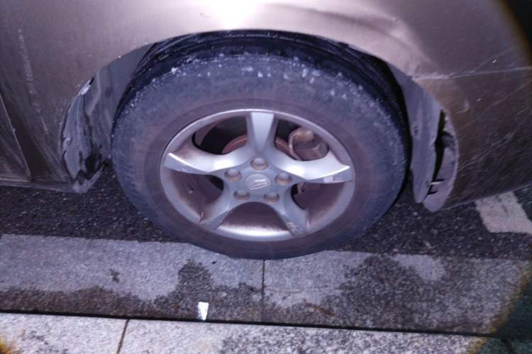 Used Geely Auto Classic Emgrand 2013 Sedan 1.5L Manual Entry-Level Model
