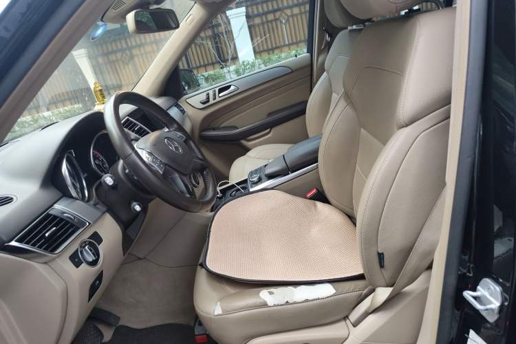 Used Mercedes-Benz M-Class 2012 ML 300