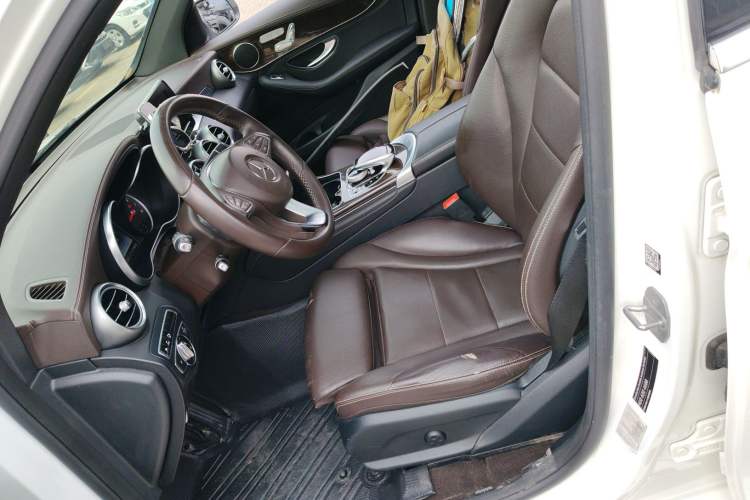 Used Mercedes-Benz GLC 2017 GLC 260 4MATIC Luxury Model Left Front Seat