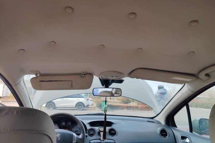 Used Peugeot 408 2013 2.0L Manual Comfort Edition Headliner