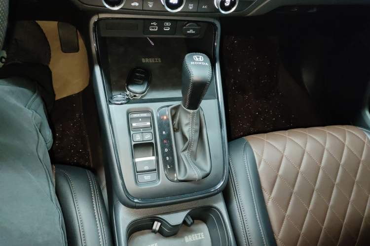 Used Honda Breeze 2025 240TURBO Two-Wheel Drive Elite Edition 5 Seats