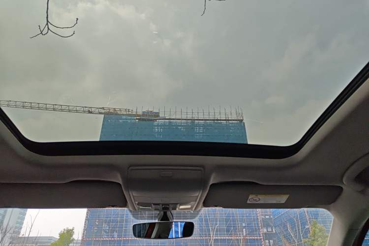 Used Volkswagen Tiguan L 2017 330TSI Automatic Two-Wheel Drive Luxury Edition Headliner