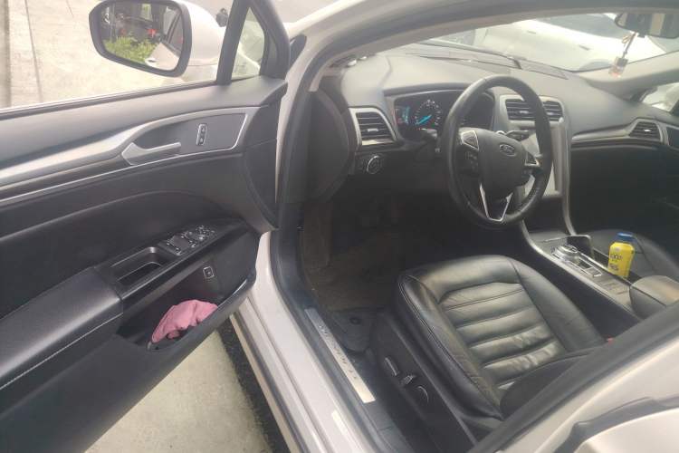 Used Ford Mondeo New Energy 2018 2.0 PHEV ZhiShang Trim Driver Seat