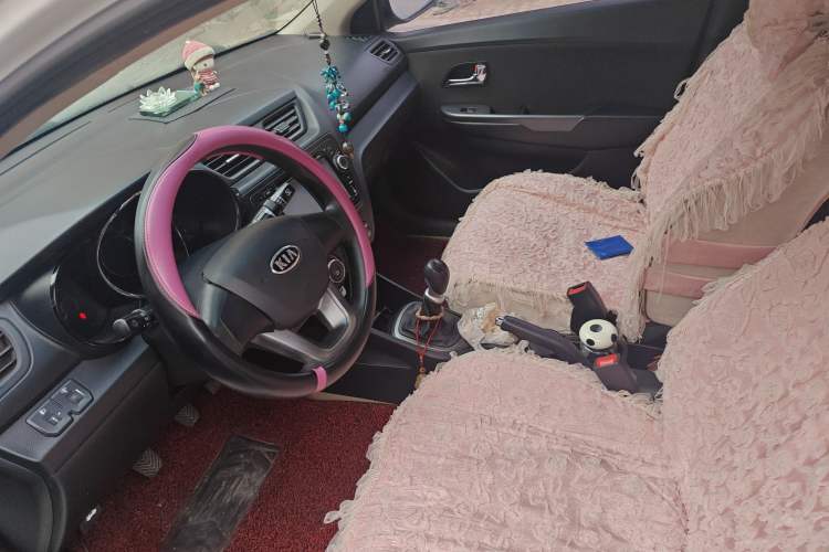 Used Kia K2 2011 Sedan 1.4L MT TOP
