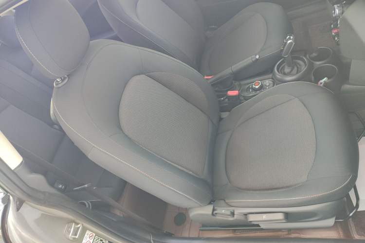 Used MINI 2023 1.5T ONE Right Front Seat