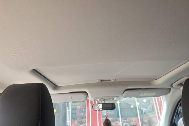 Used Dongfeng Aeolus Yixuan 2021 230T Automatic ZuiFeng Edition Headliner