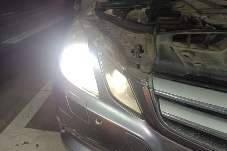 Used Mercedes-Benz E-Class 2010 E 260 CGI Coupe