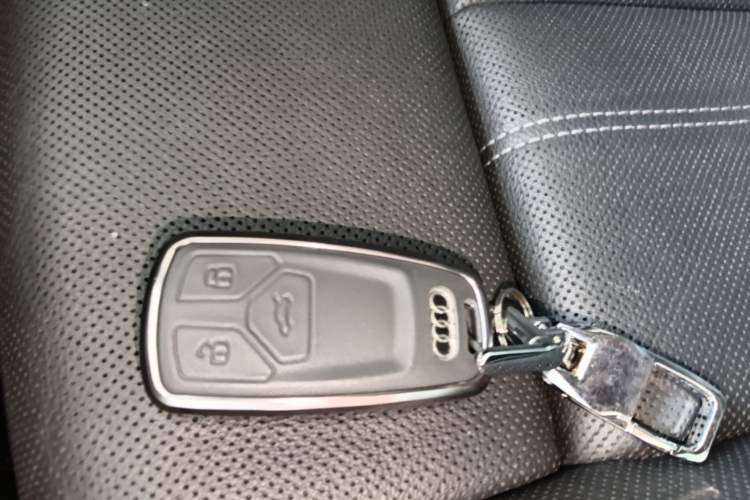 Used Audi A4L 2020 40 TFSI Fashion Dynamic Model
