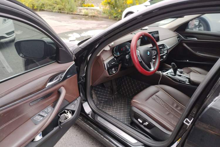 Used BMW 5 Series New Energy 2020 Mileage Upgrade Version 530Le Luxury Package