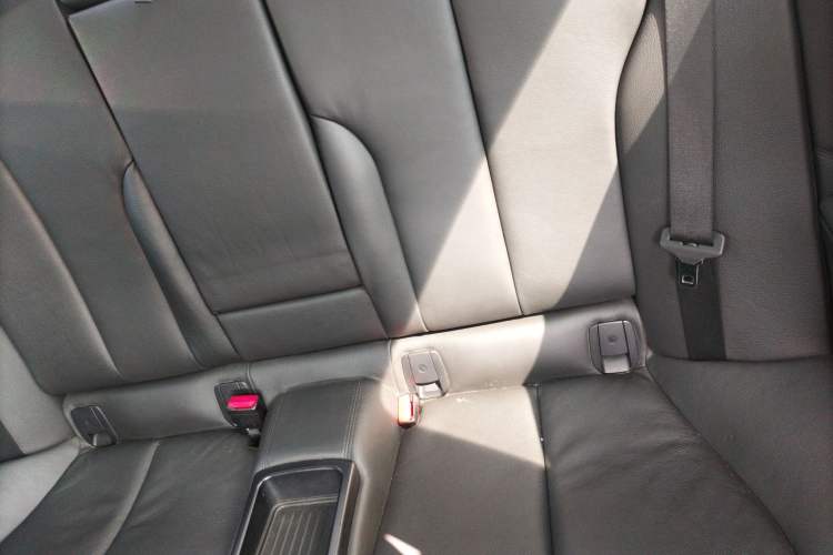 Used BMW 4 Series 2014 420i Fashion Model
