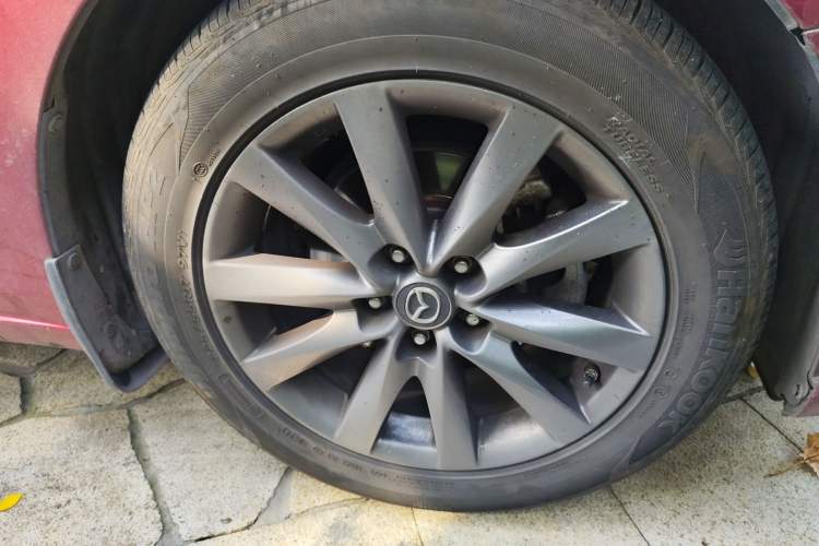 Used Mazda Atenza 2020 2.0L Blue Sky Luxury Edition
