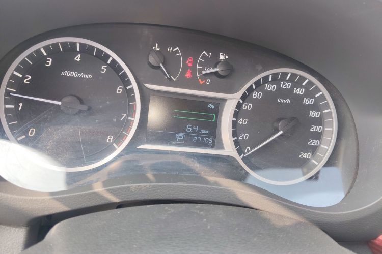 Used Nissan Lannia 2019 1.6L CVT Smart Connect Smart Cool Version China V Standard