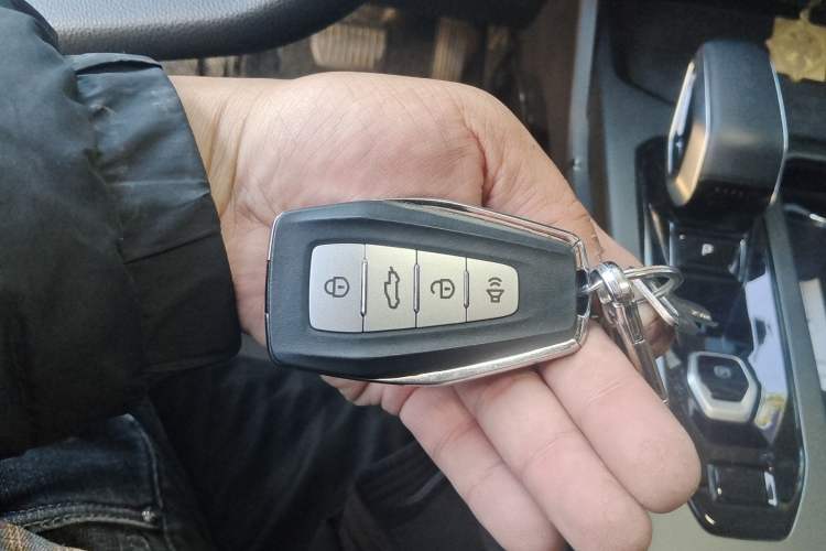 Used Radar Horizon 2023 410 km Entrepreneur Edition Vehicle Key