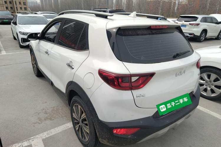 Used Kia kx1 Stonic 2021 1.4L CVT Fun Edition