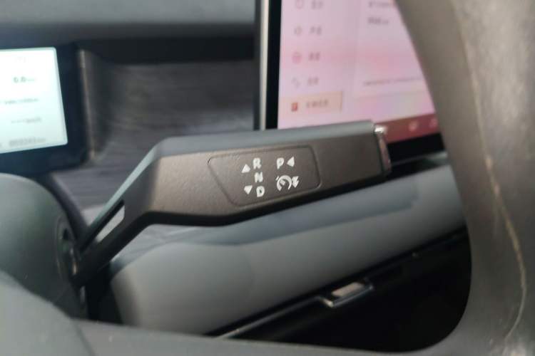 Used Dongfeng NAMMI 06 2025 401 Air
