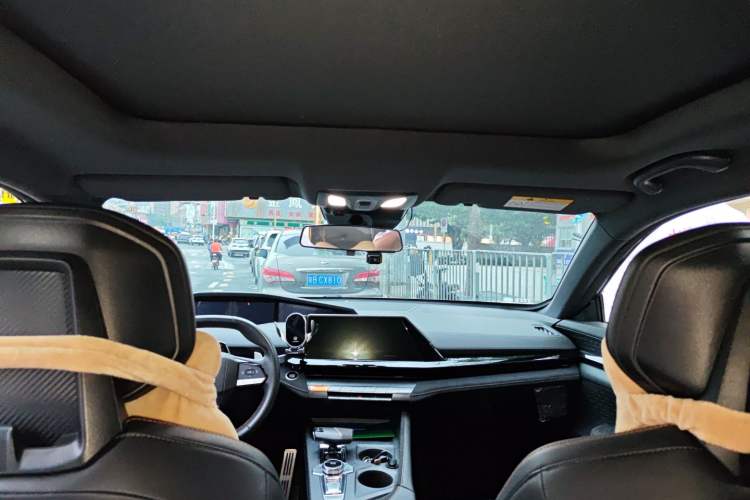 Used CHANGAN UNI-V 2022 1.5T Sport Edition
