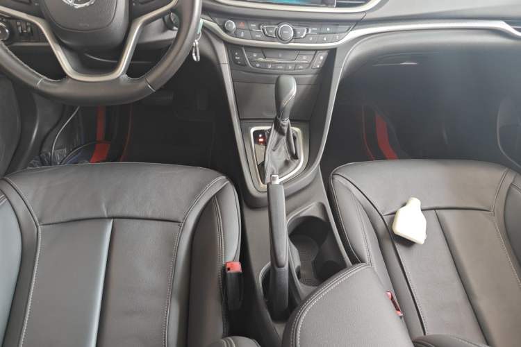 Used Buick GT 2019 18T Automatic Connected Elite Model China VI Standard Gear Lever