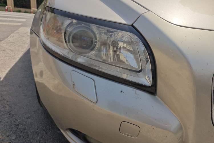 Used Volvo S40 2011 2.0L Automatic Zhiya Edition Right Front Headlight