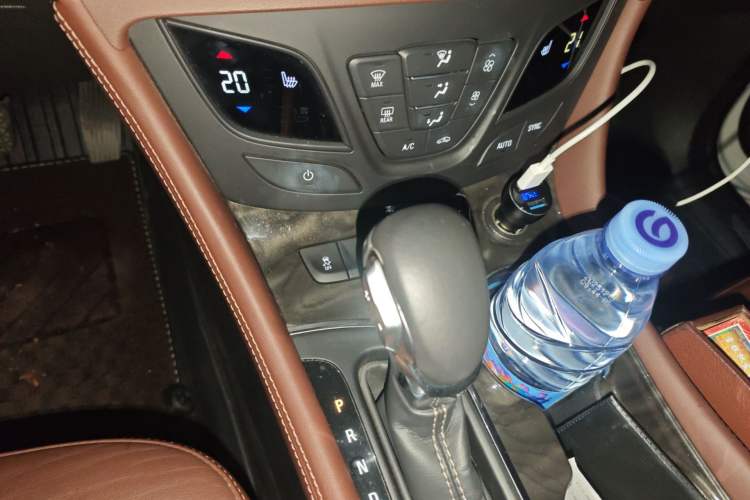 Used Buick Envision 2016 28T Four-Wheel Drive Elite Version Gear Lever