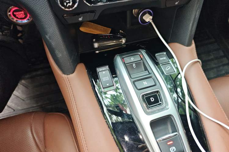 Used Honda UR-V 2020 370TURBO Two-Wheel Drive Luxury Edition