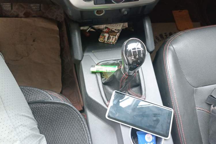 Used Geely Auto GX7 2015 Sports Edition 2.0L Manual Elite Model
