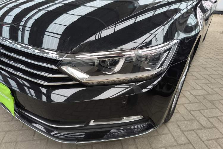 Used Volkswagen Magotan 2018 330TSI DSG Luxury Model
