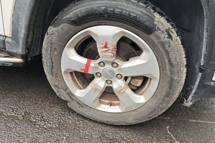 Used Jeep Compass 2017 200T Automatic Family Edition