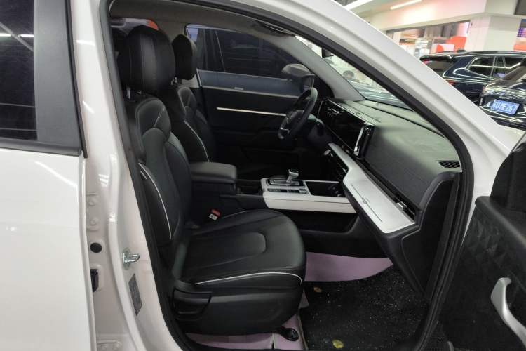 Used Hyundai ix35 2023 Musso 2.0L Prestige LUX Edition
