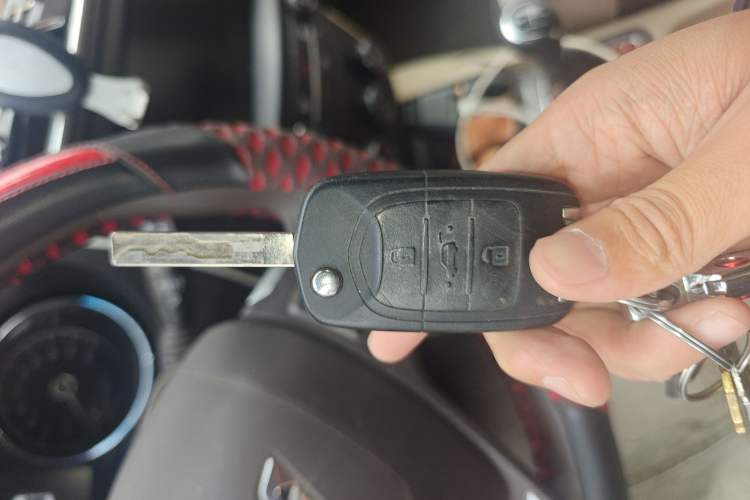 Used Wuling Hongguang 2015 1.5L S1 Luxury National Emission Standard V