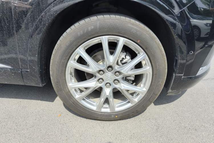 Used Buick Enclave 2022 652T 4x4 Prestige Flagship 6-Seater Right Front Wheel Hub