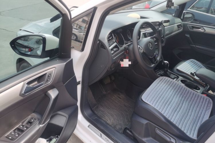 Used Volkswagen Touran 2021 Touran L 280TSI DSG Comfort Edition 7 Seats Driver Seat